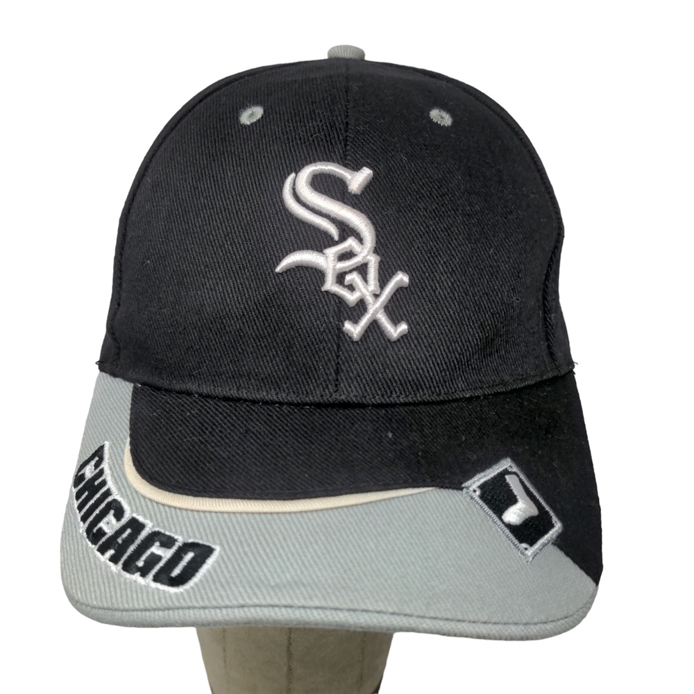 '47 Brand Chicago White Sox Men's Strapback Hat Black Size OS Embroidered Logo